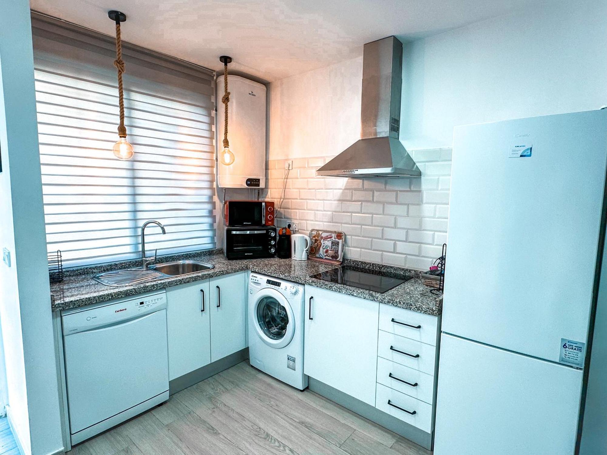 A&M Apartamento En Nervion Seville Ngoại thất bức ảnh