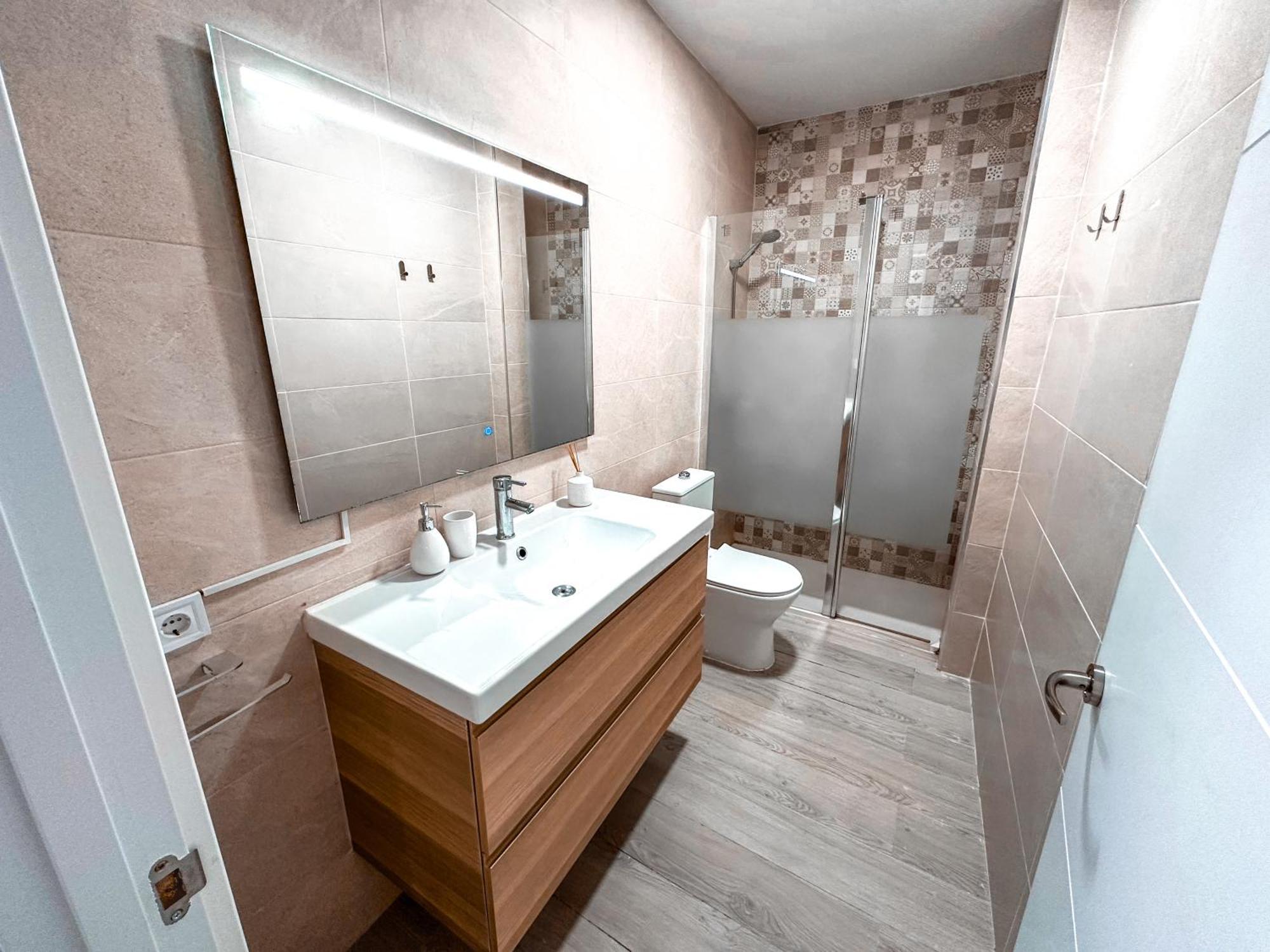 A&M Apartamento En Nervion Seville Ngoại thất bức ảnh